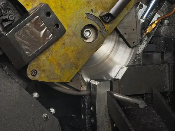 Corte de materia prima (acero)